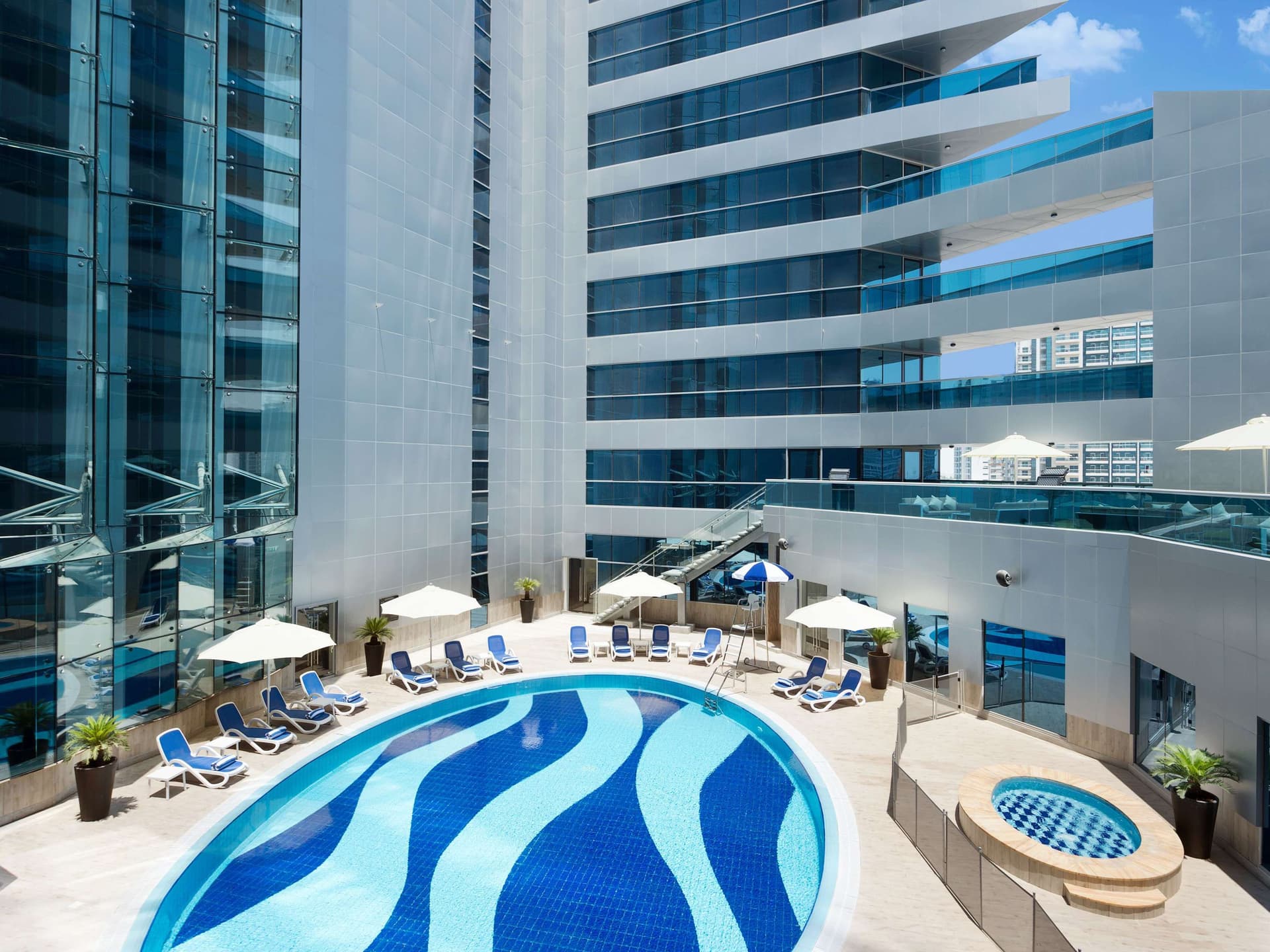 Grand Mercure Business Bay