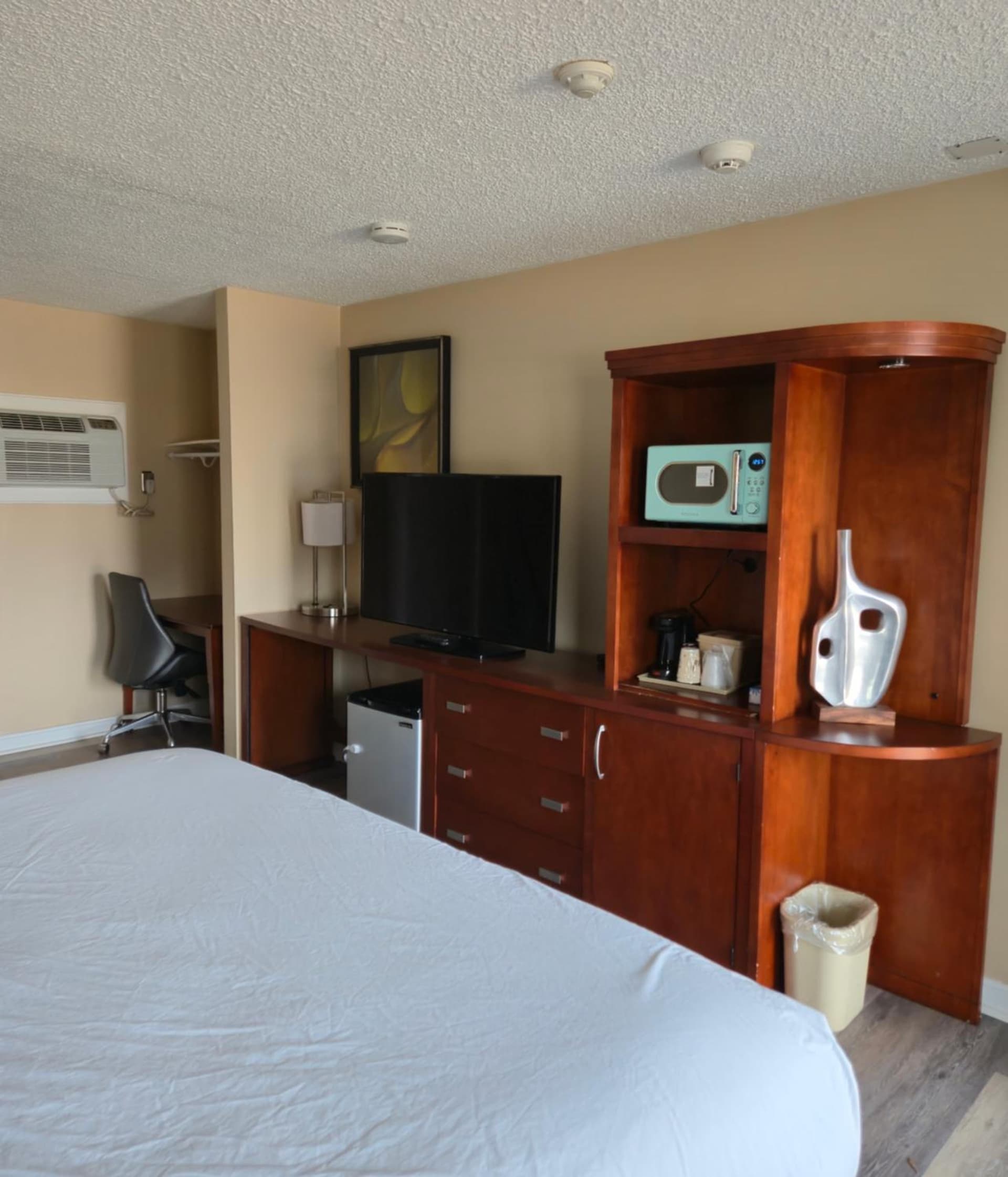 Nashoba Valley Inn & Suites