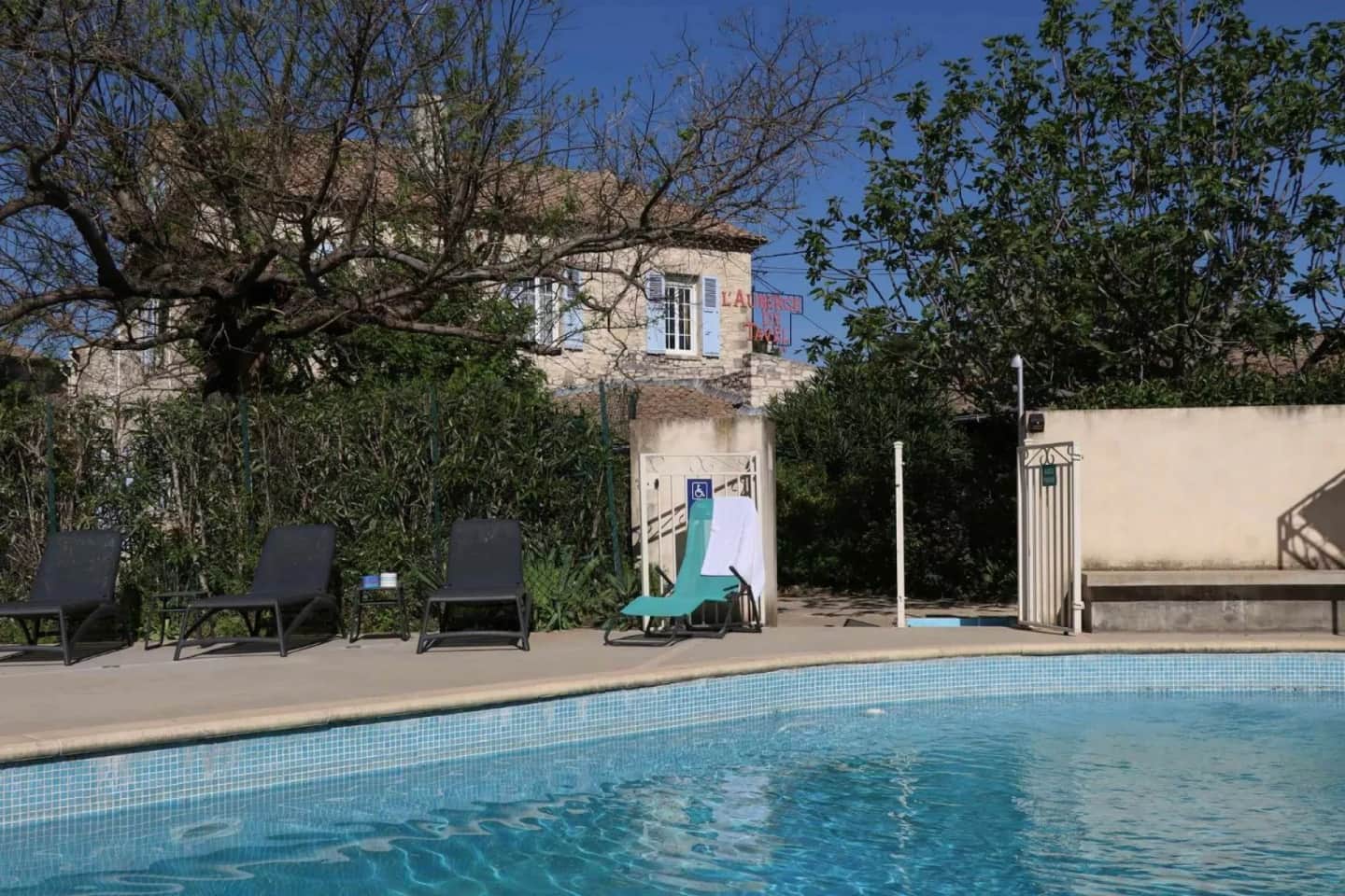 Auberge de Tavel
