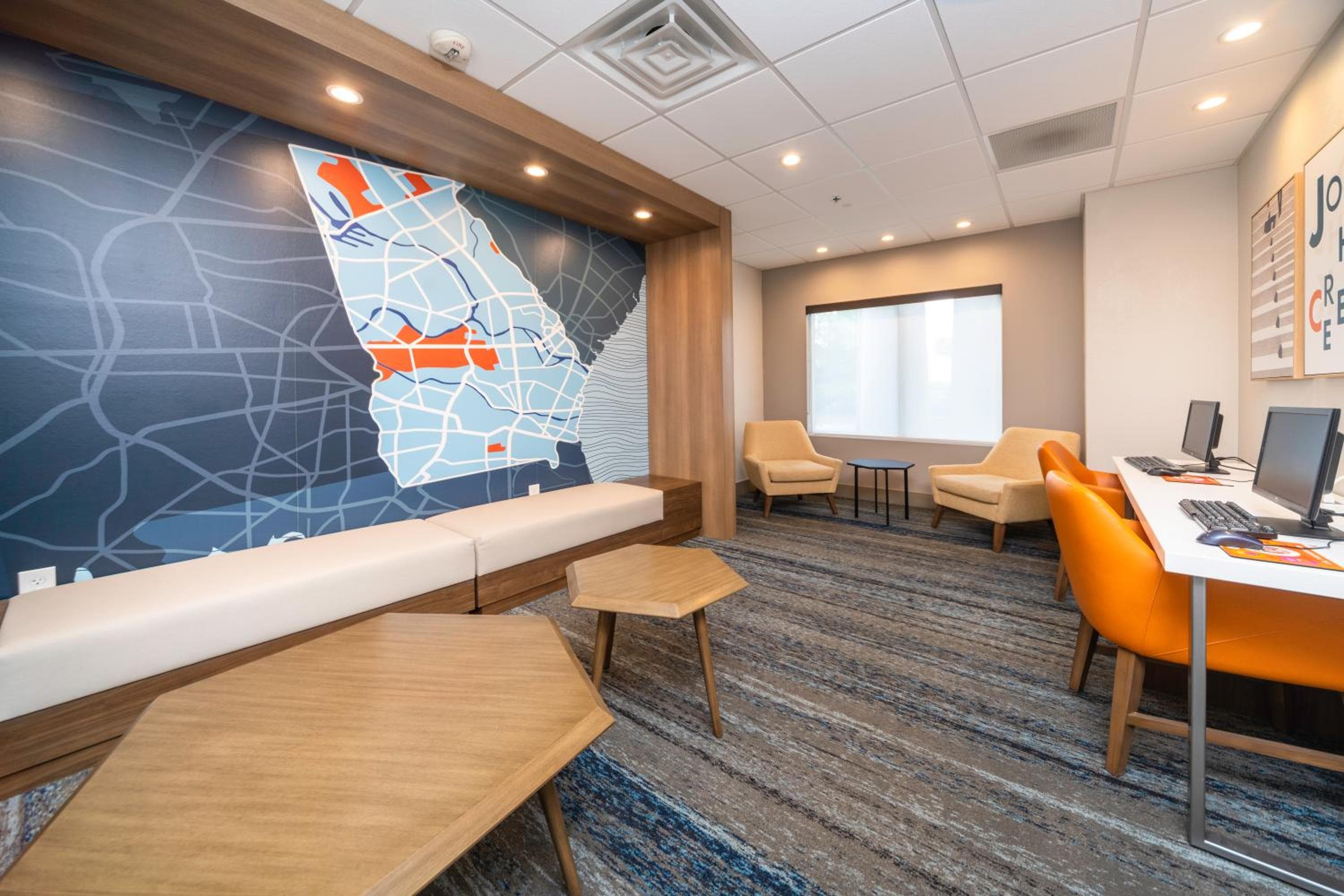 Holiday Inn Express and Suites Atlanta-Johns Creek by IHG