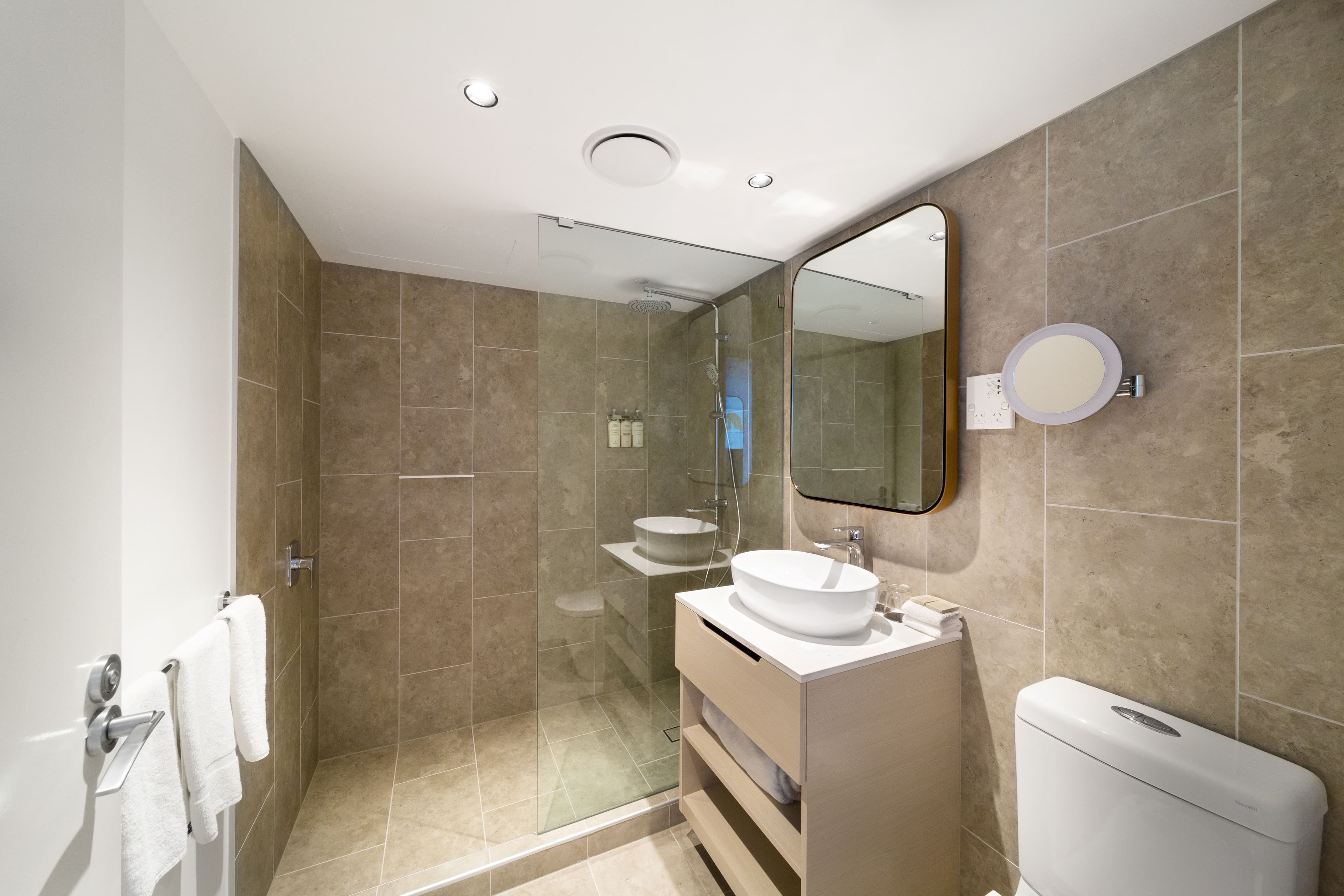 voco Gold Coast by IHG