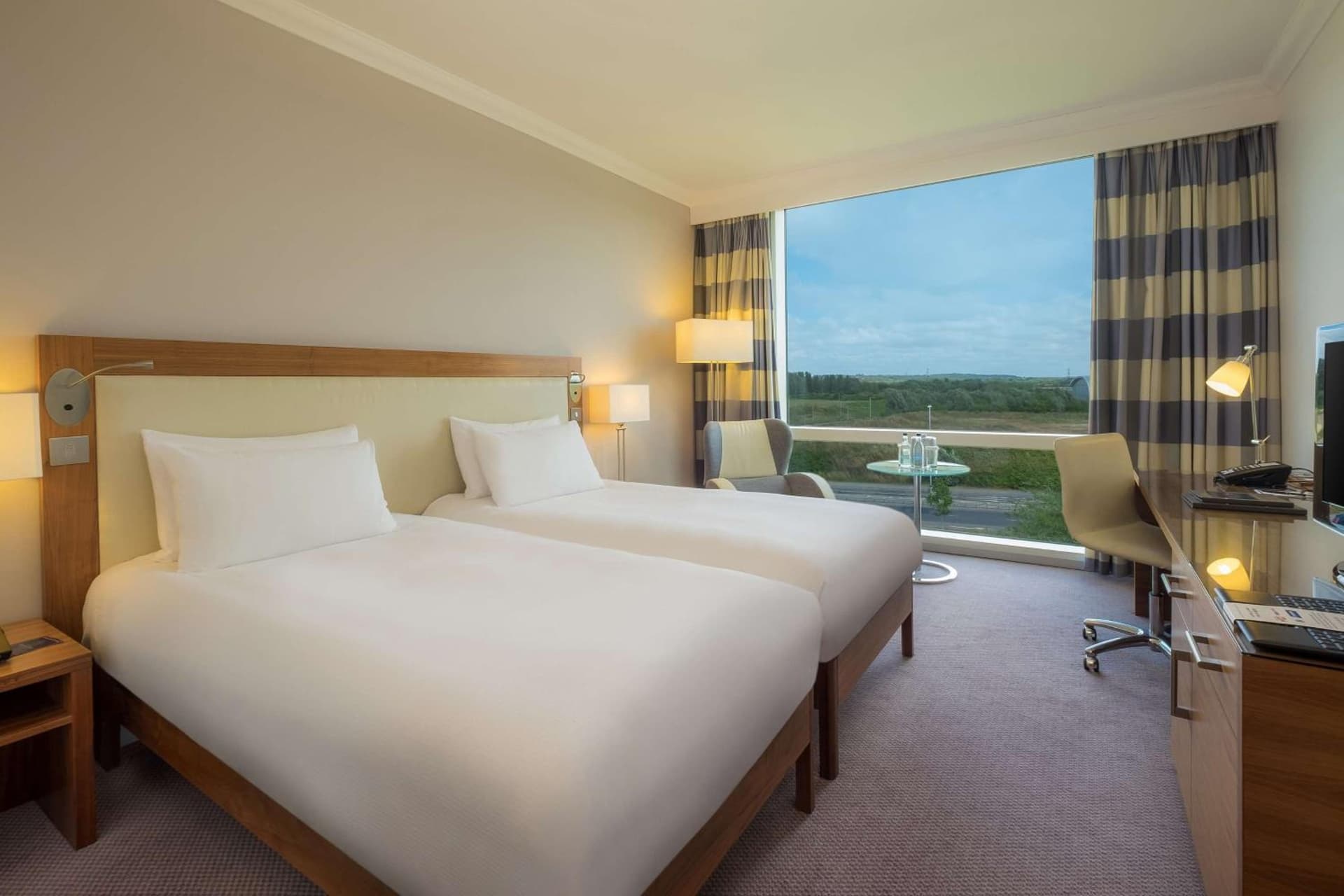 Hilton Reading