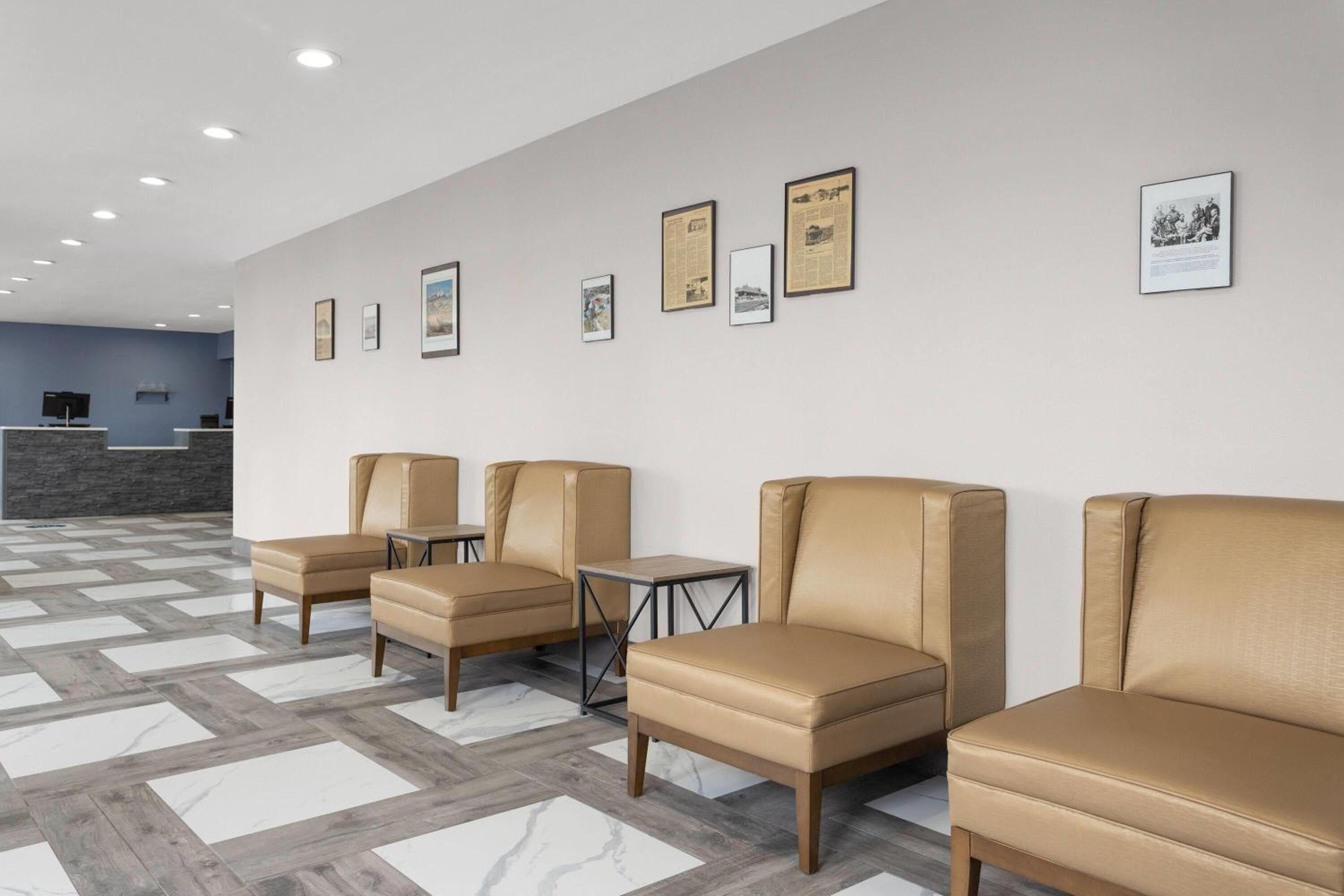 Days Inn by Wyndham Rawlins