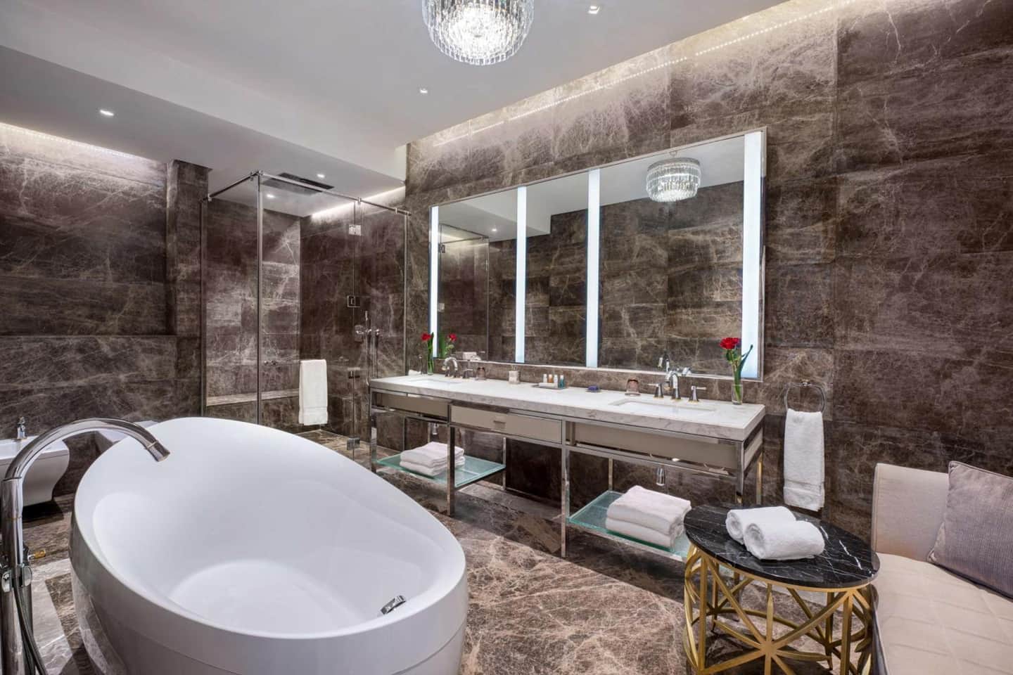 The Hotel Galleria Jeddah, Curio Collection by Hilton