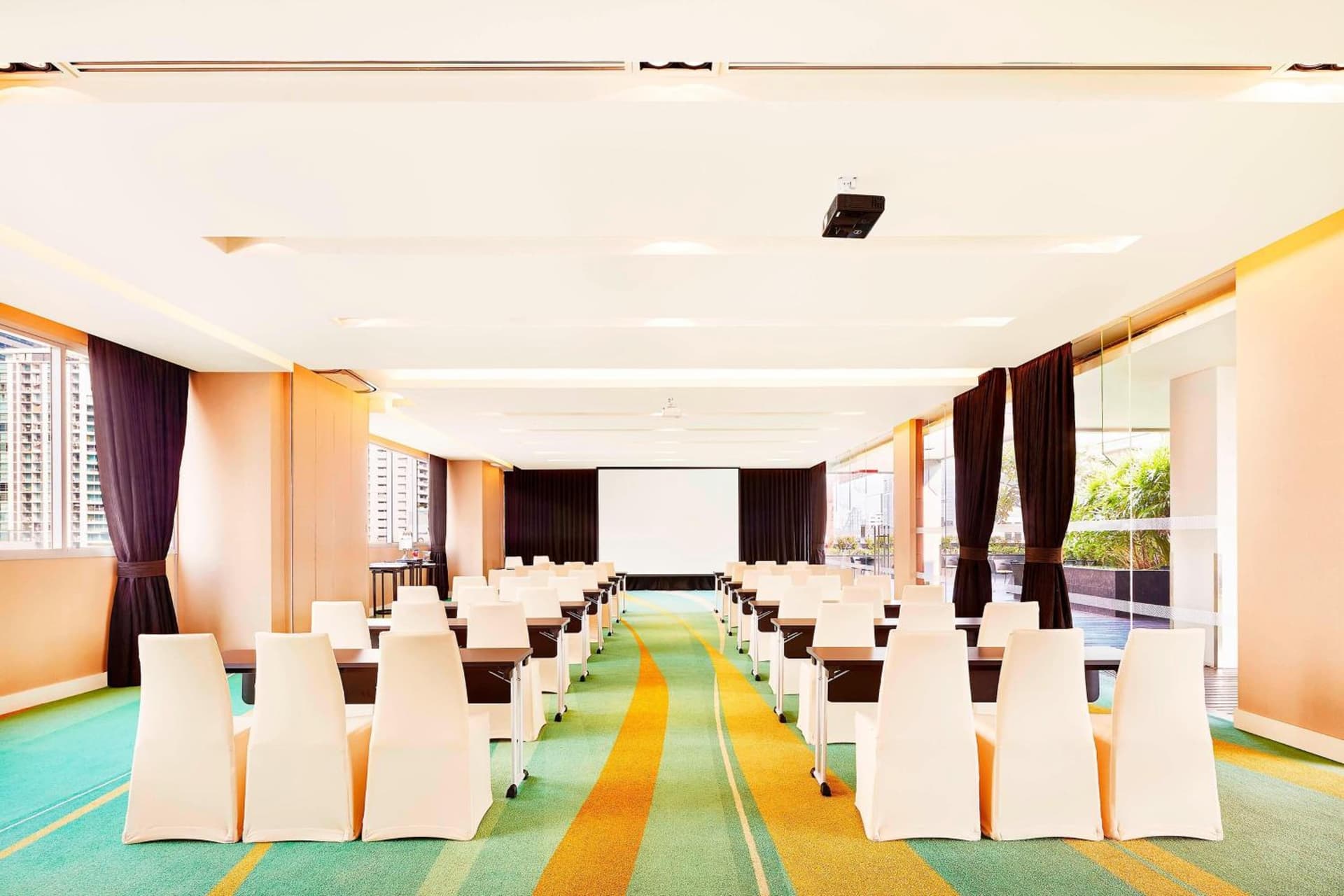 Paradox Bangkok Sukhumvit