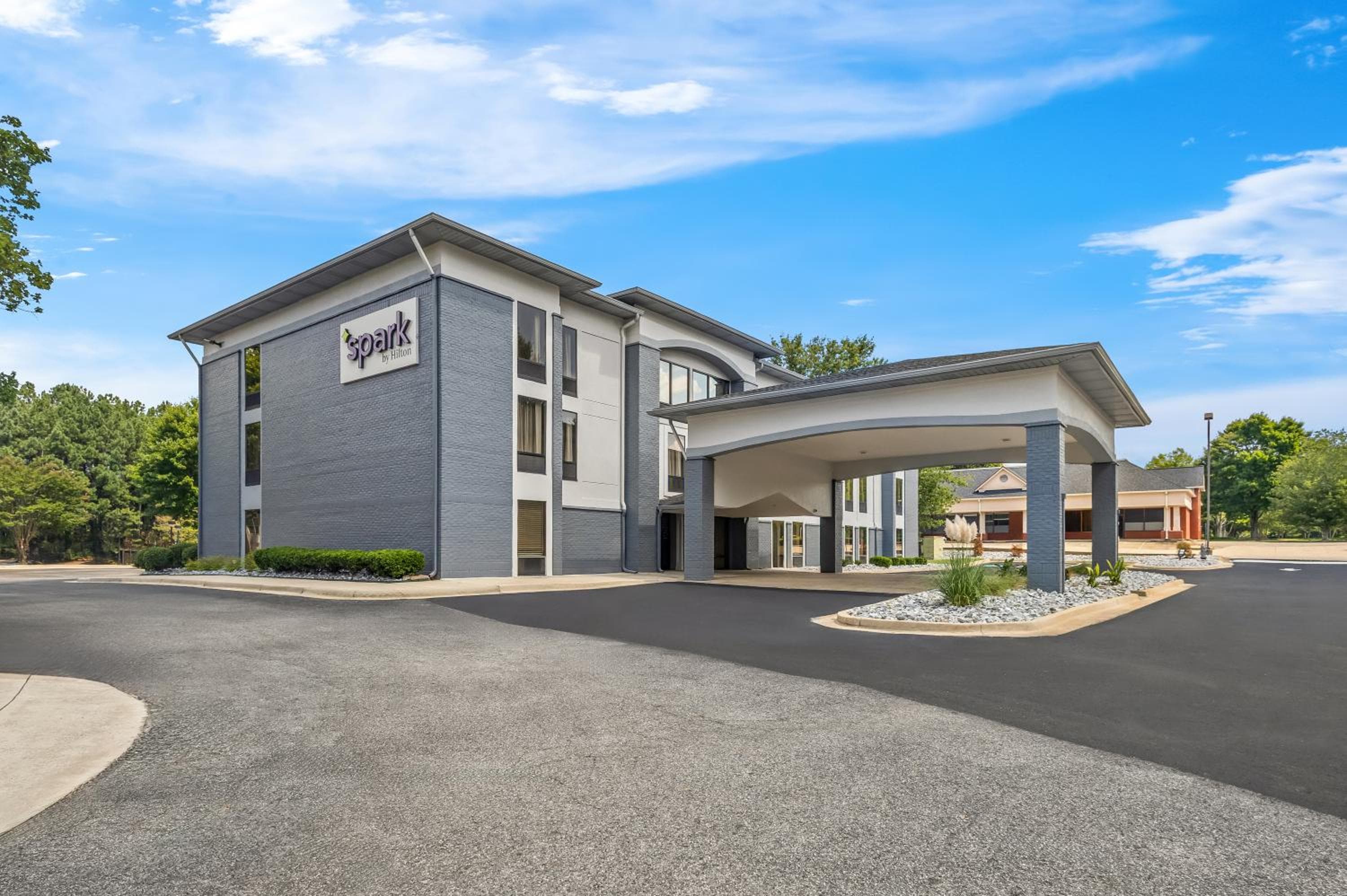 Spark by Hilton Alpharetta Roswell