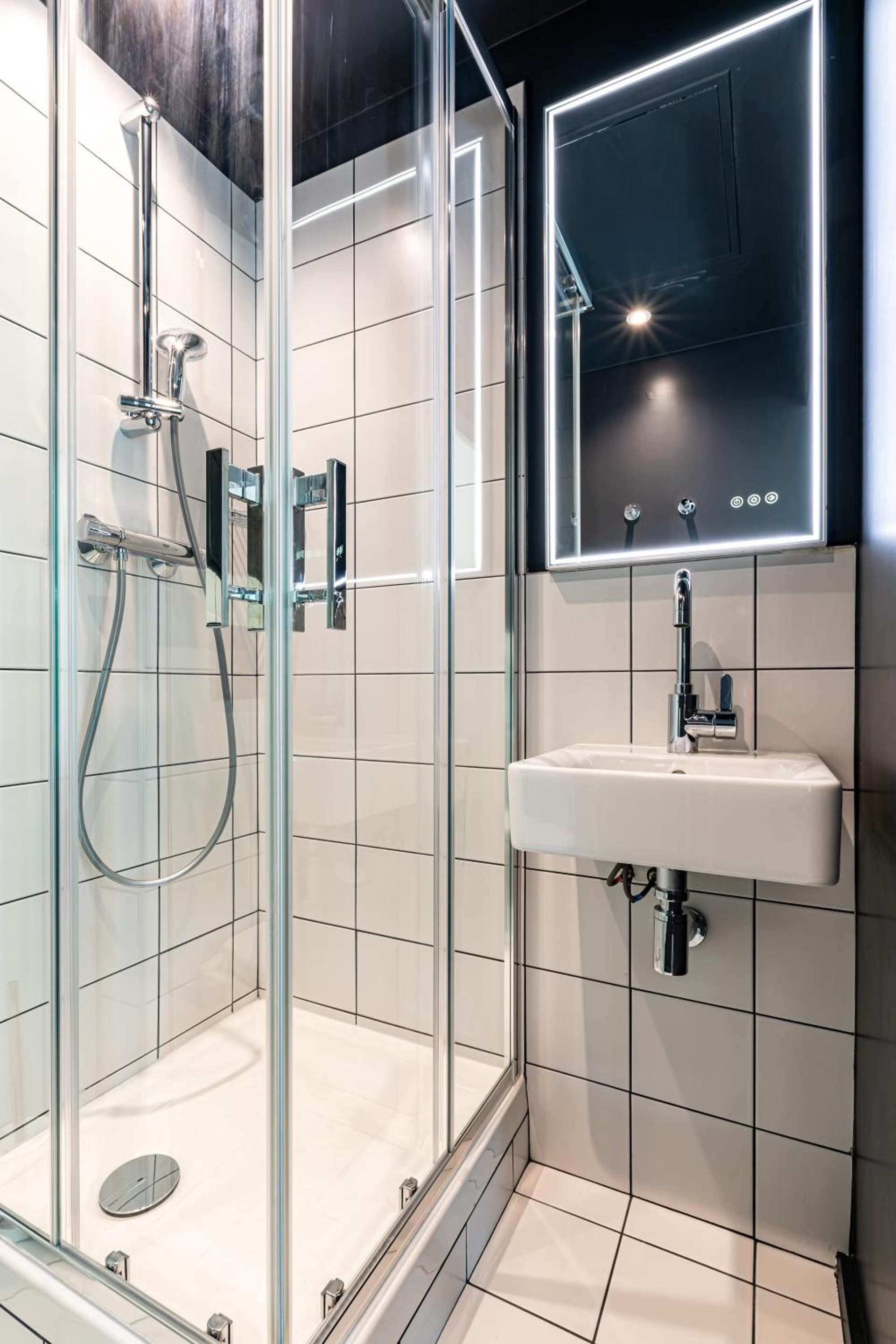 GRAPHIK Montparnasse