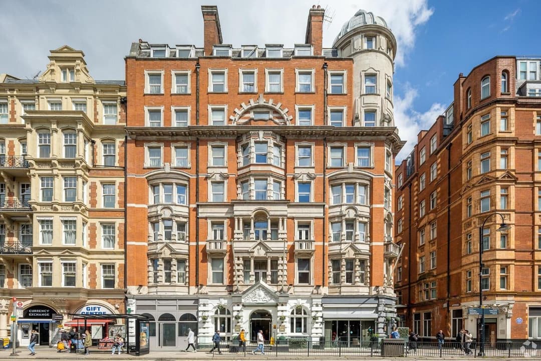 London Bloomsbury Square Hotel by IHG