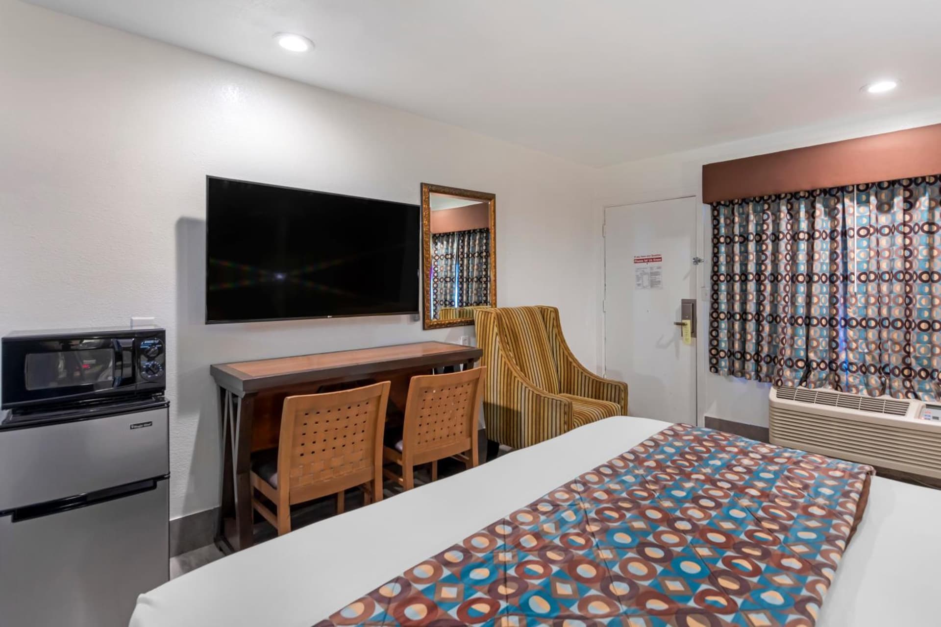 Anaheim Discovery Inn & Suites At The Park