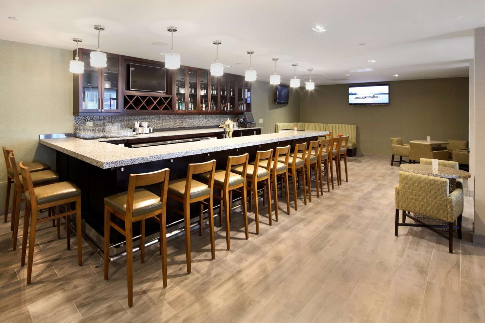 Hilton Garden Inn Reagan National Airport