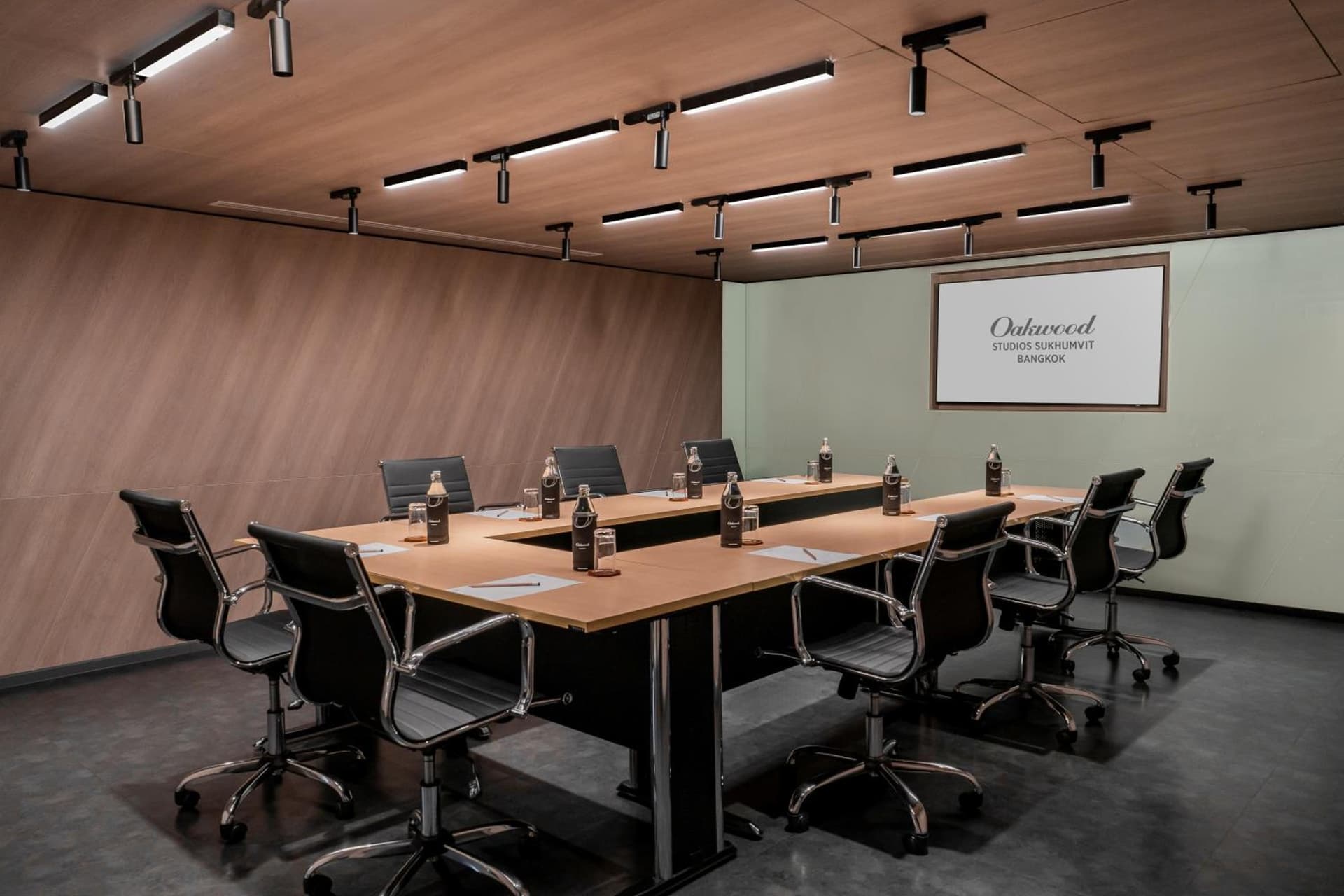 Oakwood Studios Sukhumvit Bangkok