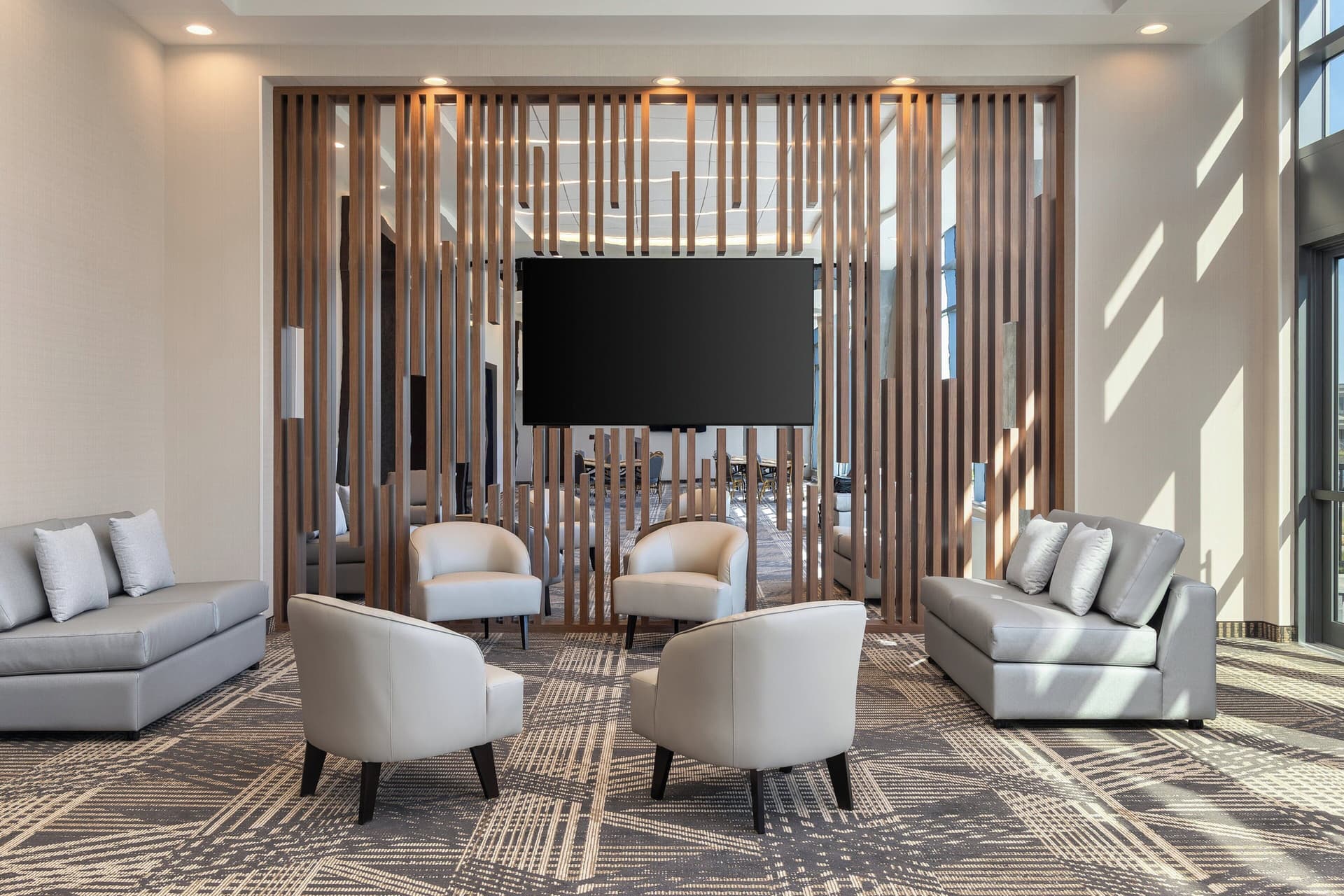 Staybridge Suites Montreal Airport - St-Laurent by IHG