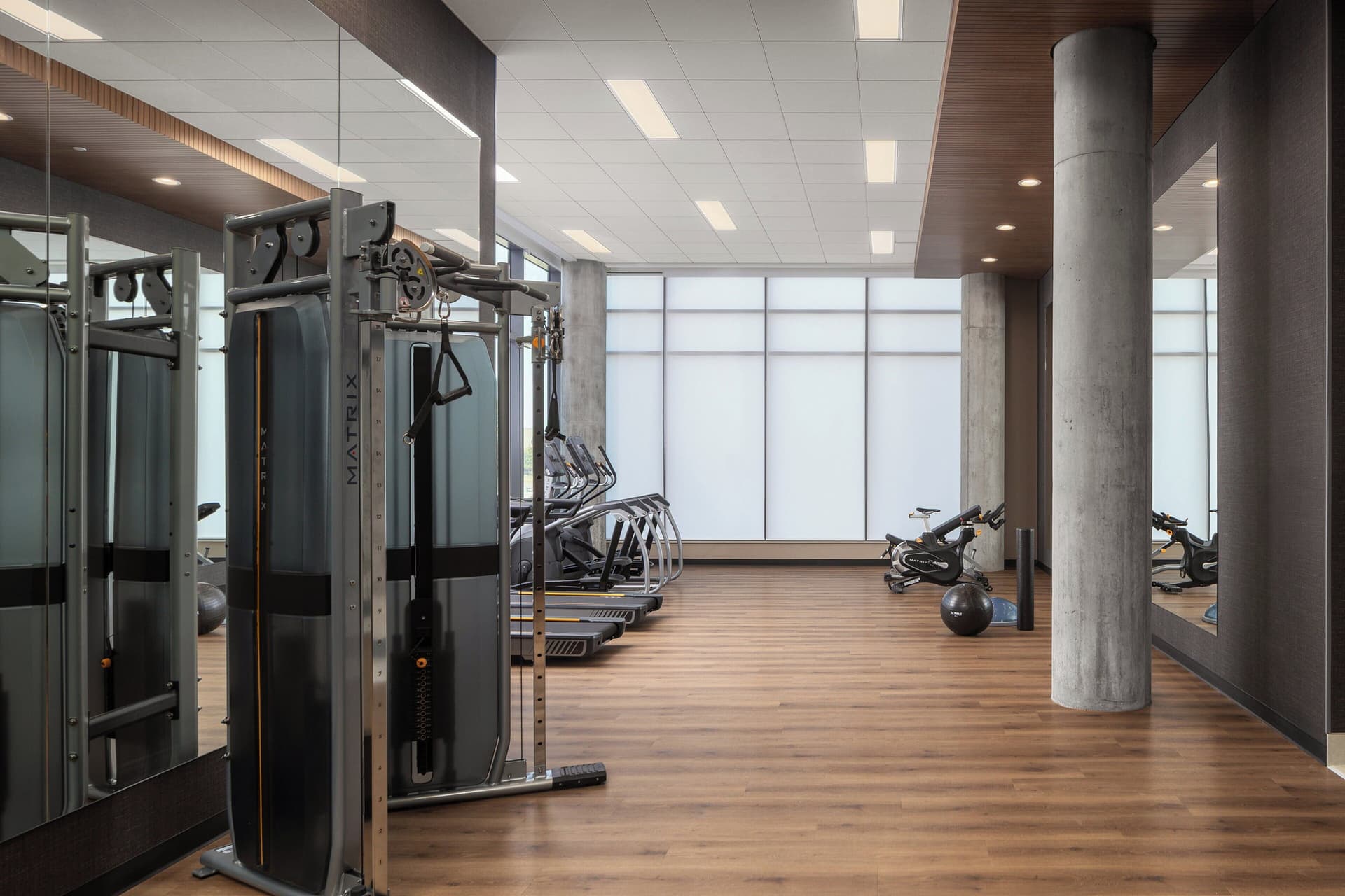 Staybridge Suites Montreal Airport - St-Laurent by IHG