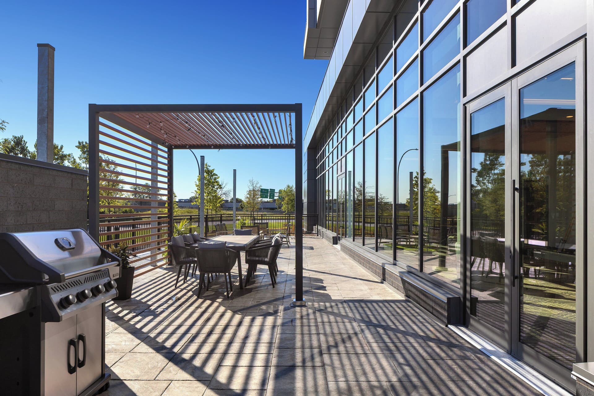 Staybridge Suites Montreal Airport - St-Laurent by IHG