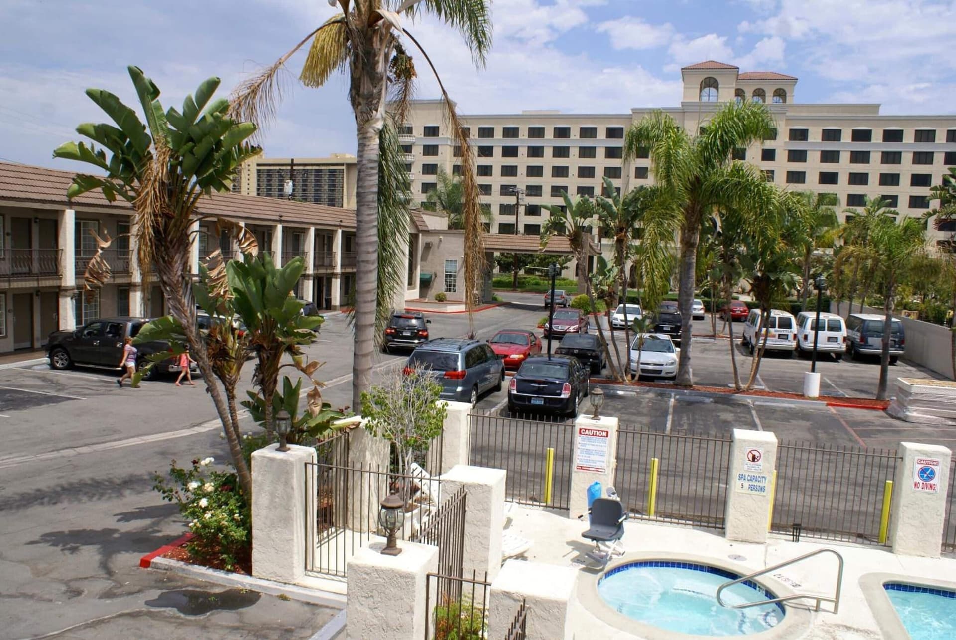 Queens Inn Anaheim