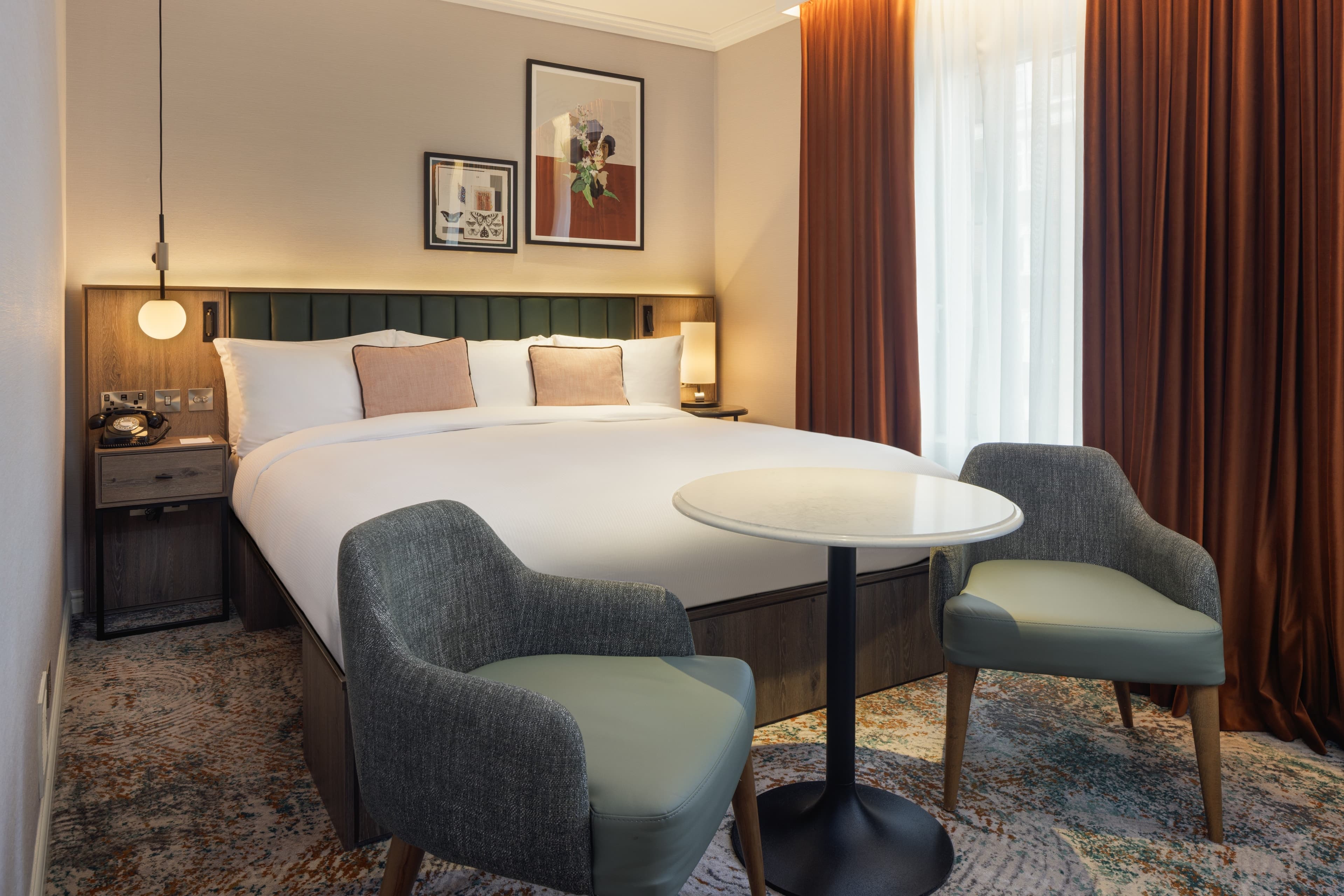 The Memoir Club (formerly Ambassadors Bloomsbury)