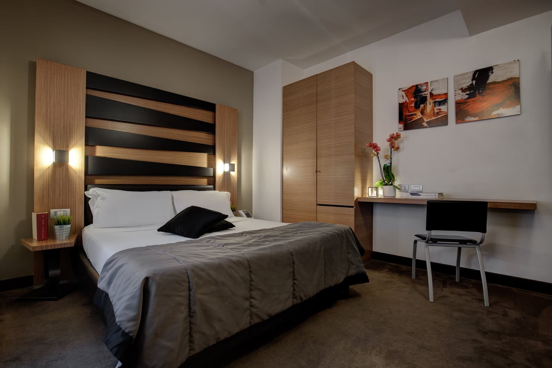 Hotel Trevi