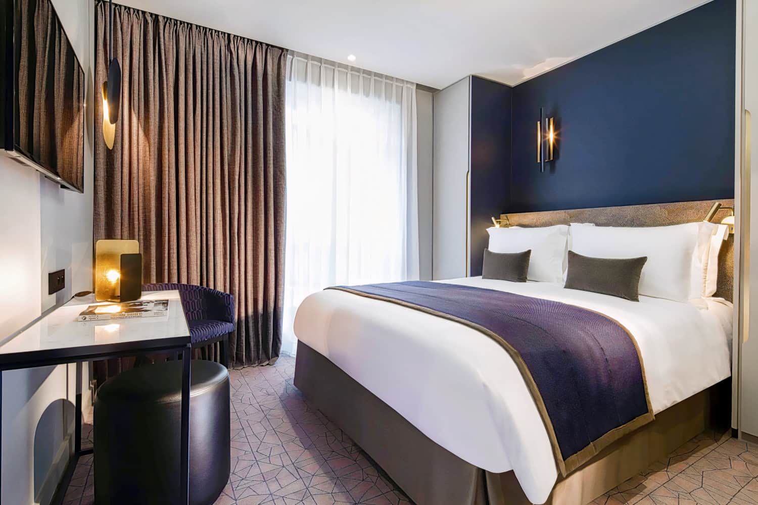 Le 10 BIS Hôtel