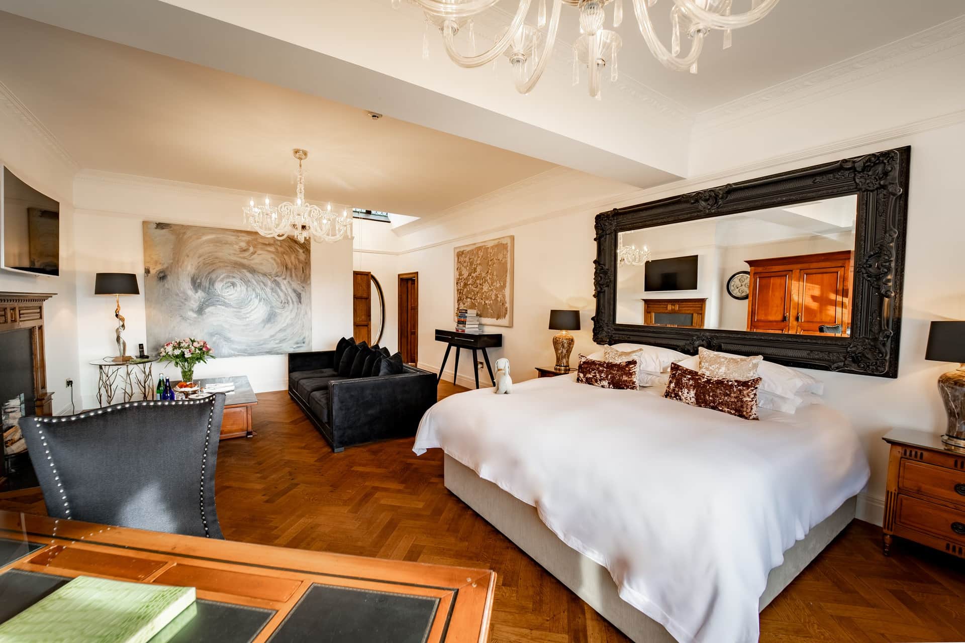 Hillbark Hotel