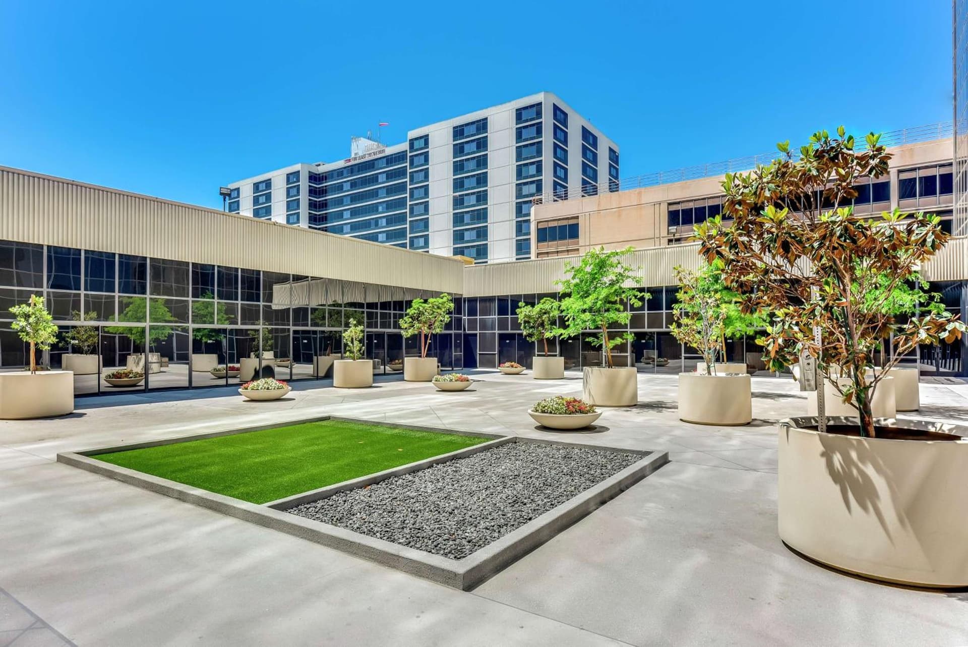 Hilton LAX Los Angeles Airport