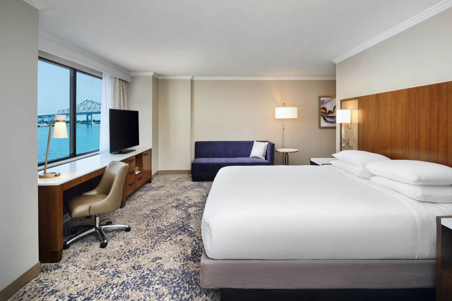 Hilton New Orleans Riverside