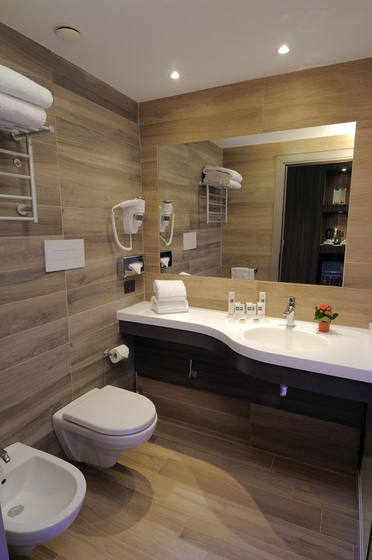 IH Hotels Milano Lorenteggio