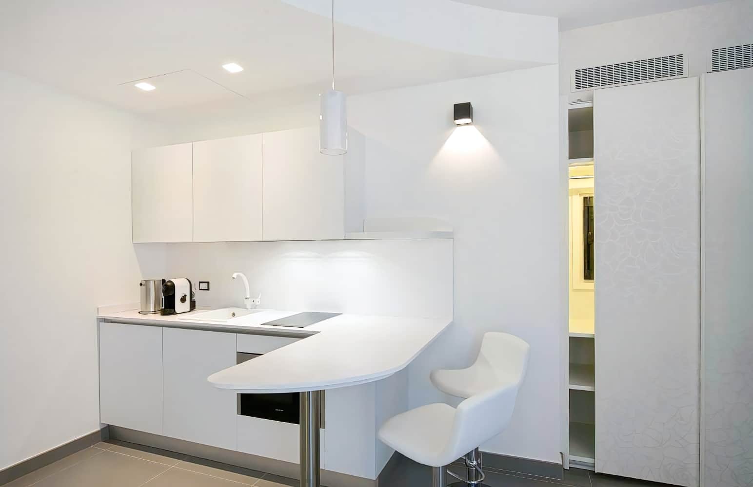 Mia Aparthotel