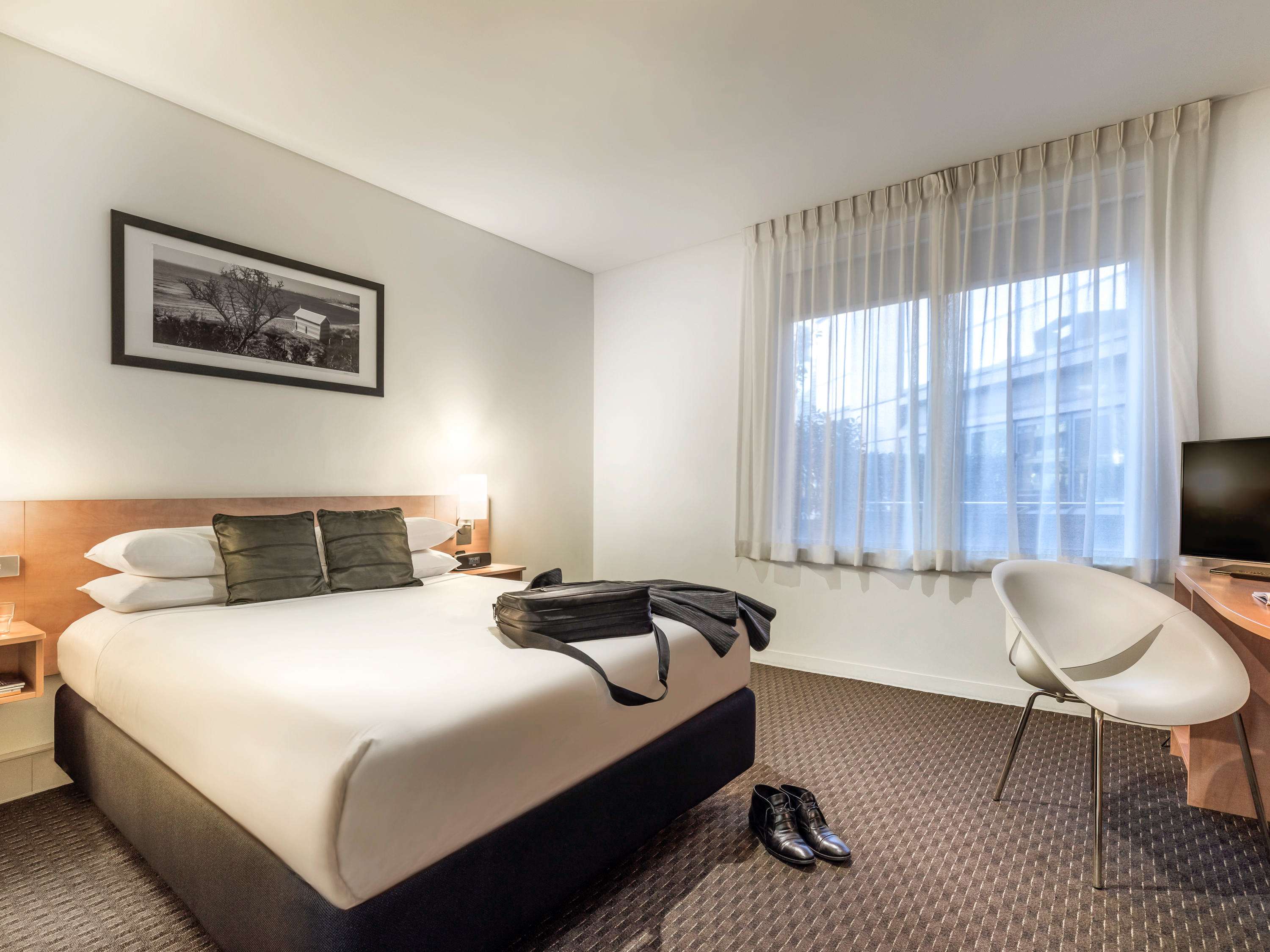 ibis Melbourne Hotel & Apartments